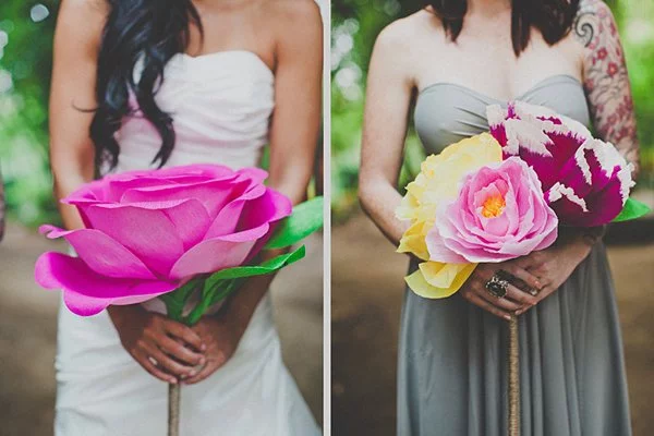 Hochzeit mit riesiger Papierblume (4)