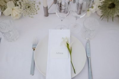 WHITE SHADES: Dîner en blanc