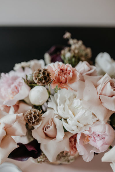 Moody Glam: Coffeetable Style