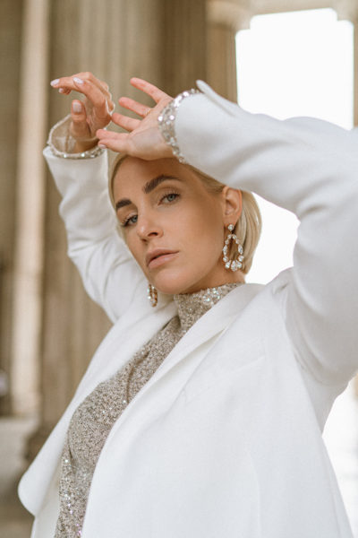 Cool Sparkle – Bride to Be Sophia