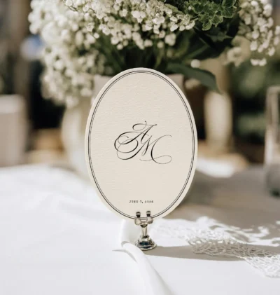 Cricut Hochzeit: Die schönsten DIY-Ideen für Namenskarten, Gastgeschenke & Hochzeitsdeko